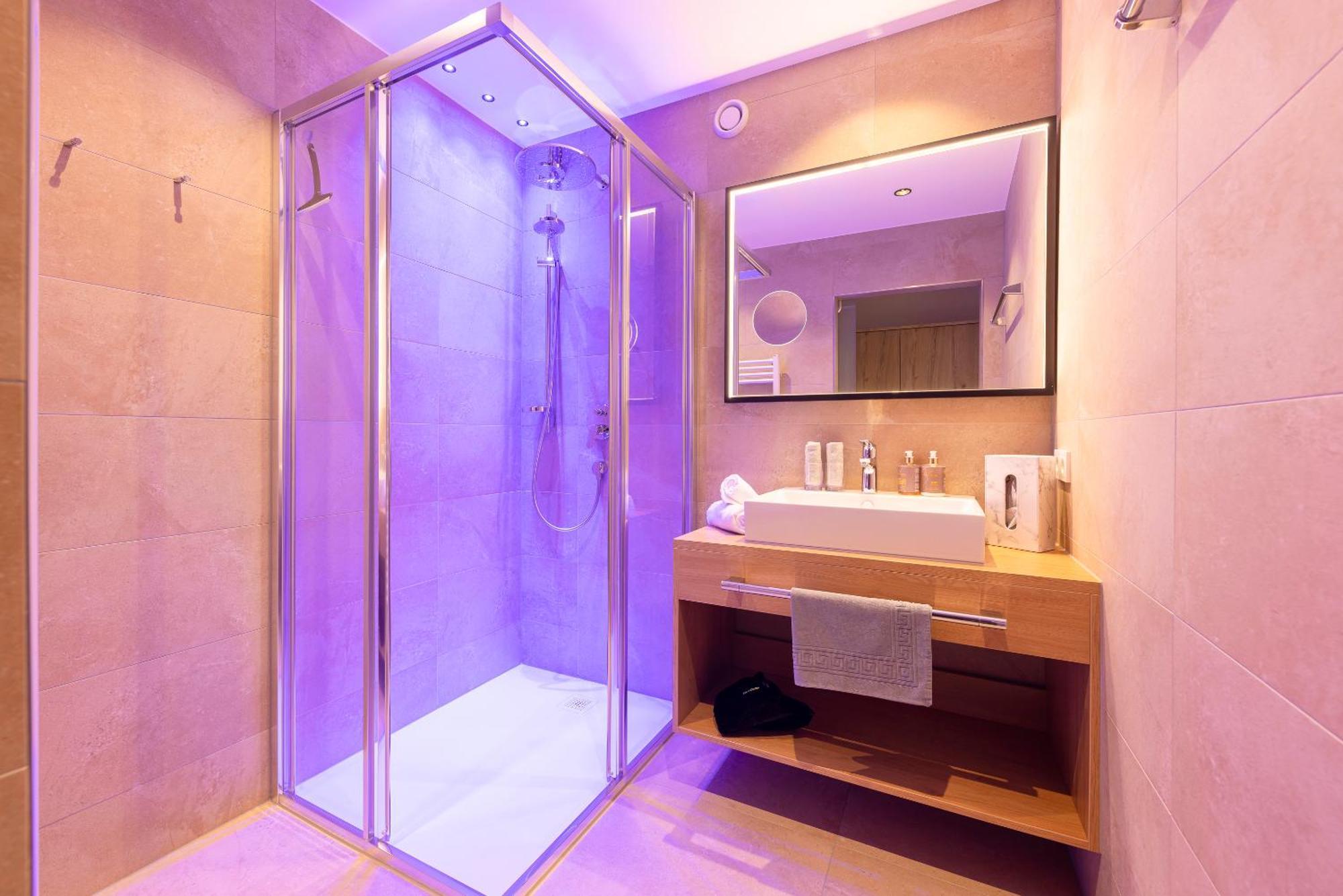 Aktiv & Vitalhotel Bergcristall Нойштифт-им-Штубайталь Экстерьер фото