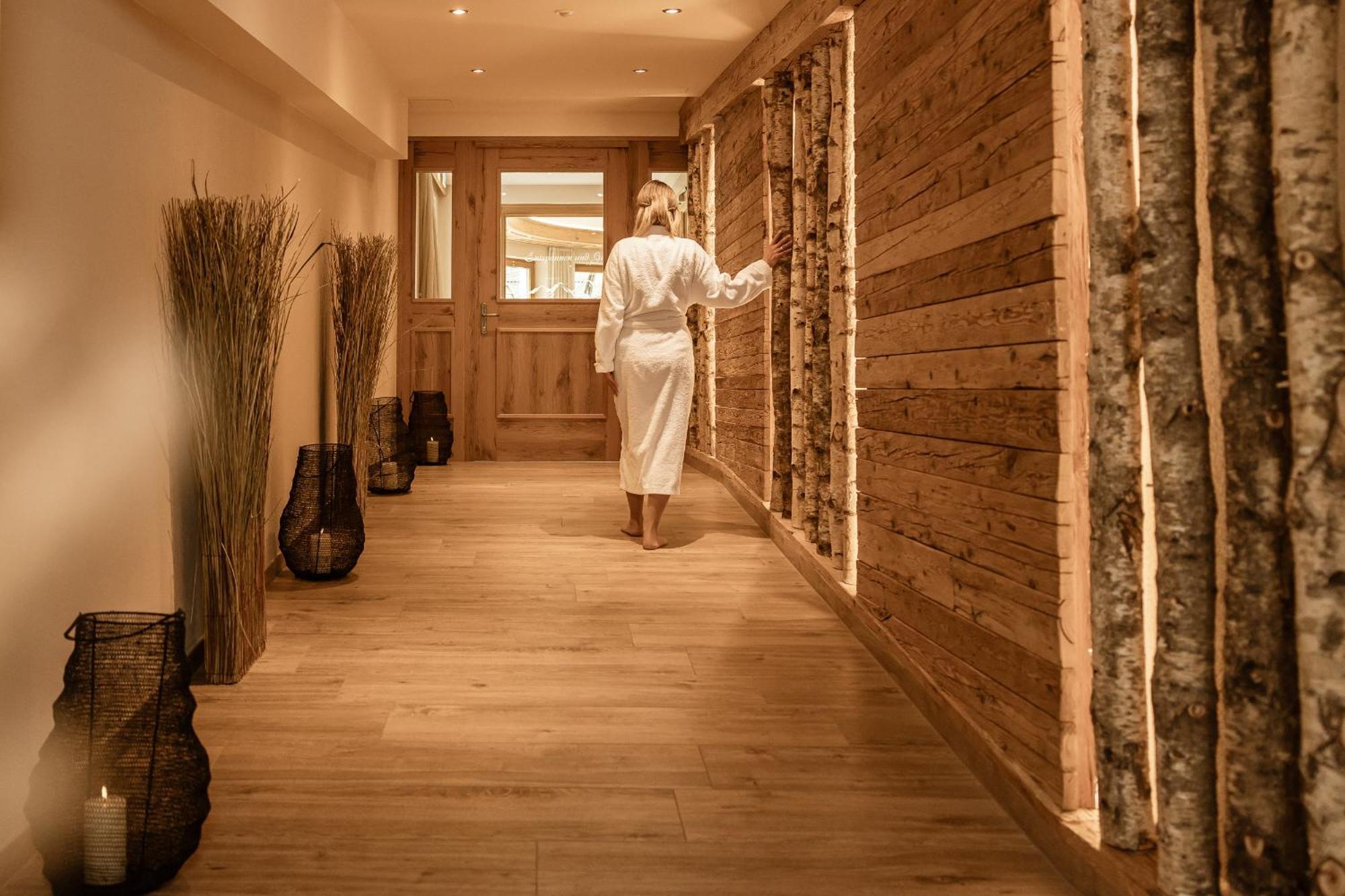 Aktiv & Vitalhotel Bergcristall Нойштифт-им-Штубайталь Экстерьер фото